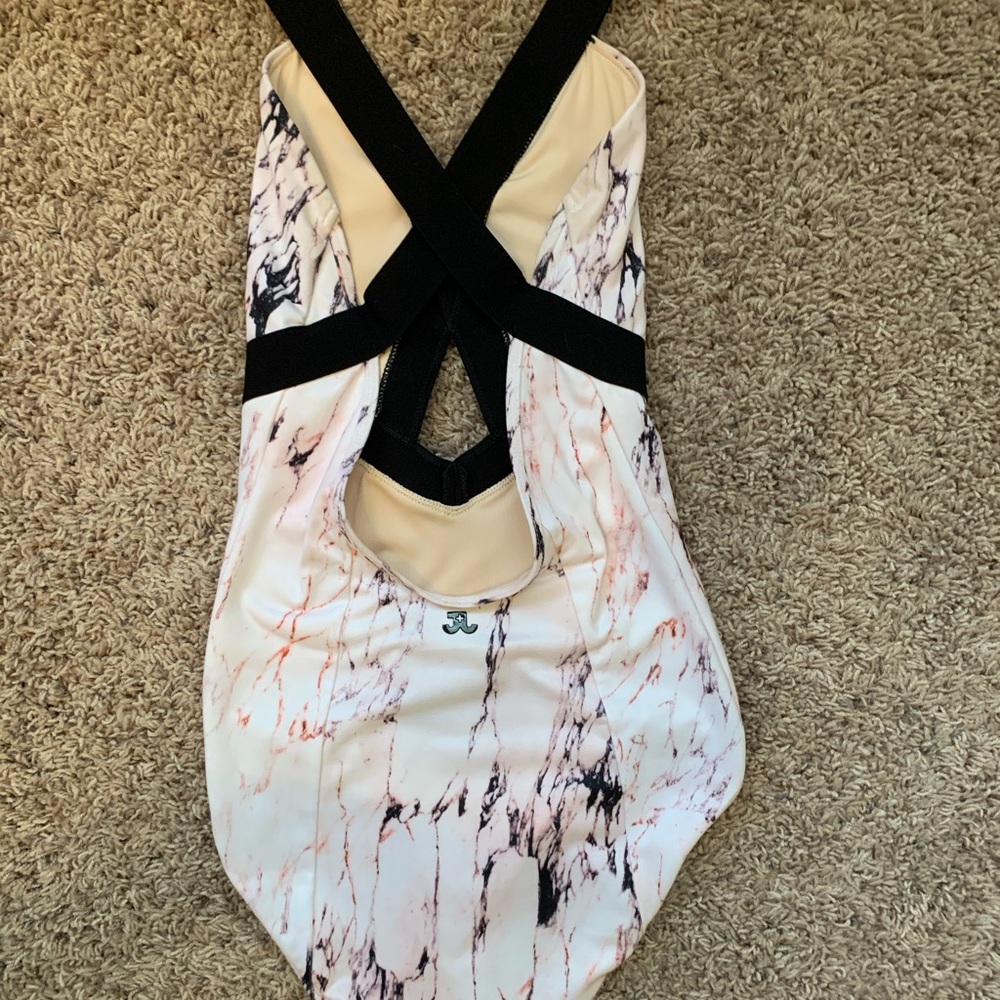 Marble cross Jo+Jax leotard